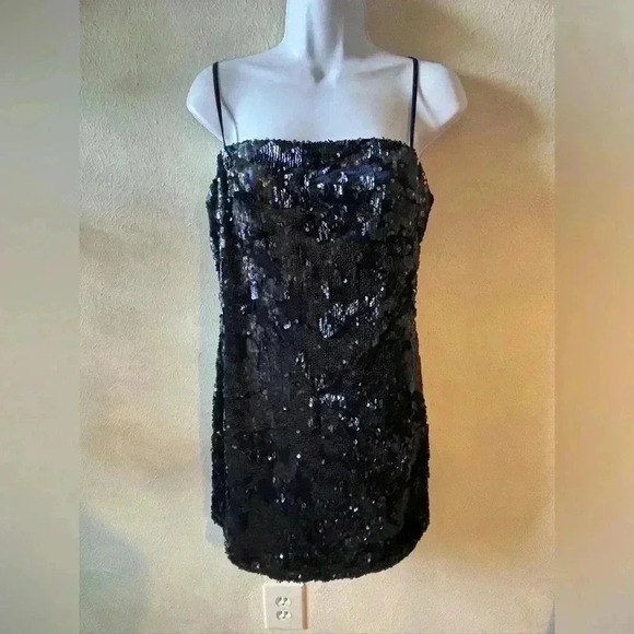 Lulus Dresses & Skirts - Lulus Sequin Mini‎